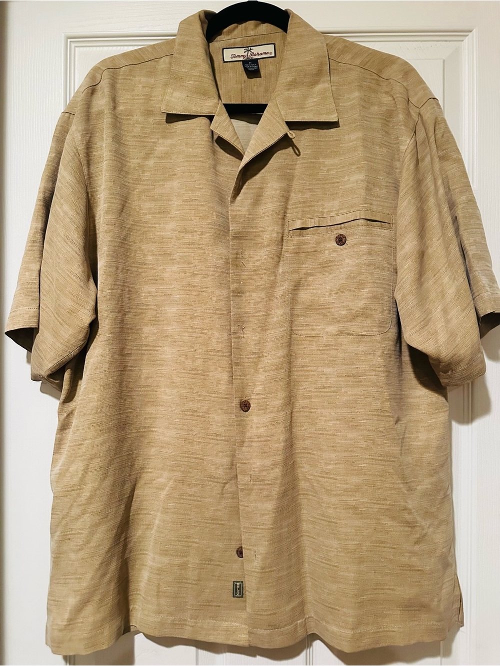 Tommy Bahama Short-Sleeve Camp Shirt in Sand/Tan